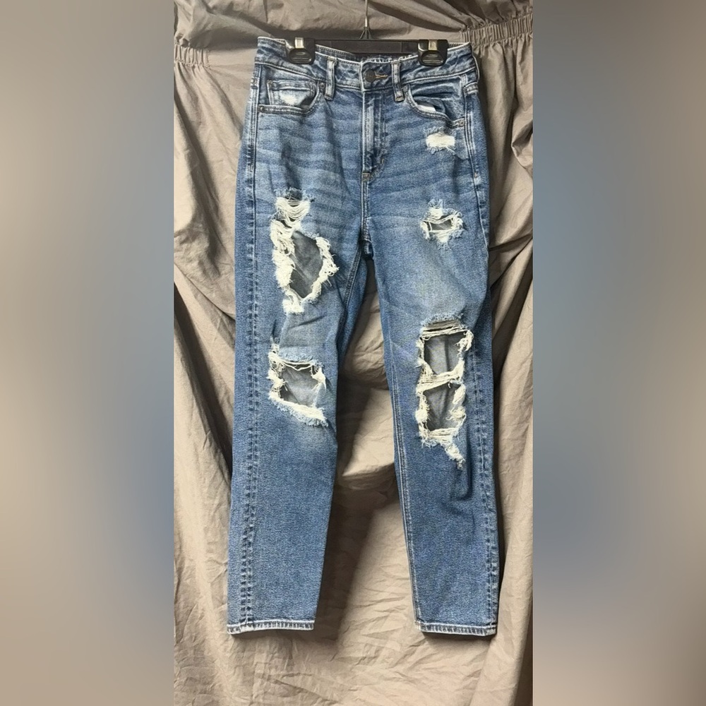 American Eagle Outfitters Ripped Blue Jeans